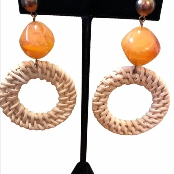 Women's Ratten Hoop Earrings - Picture 4 of 5